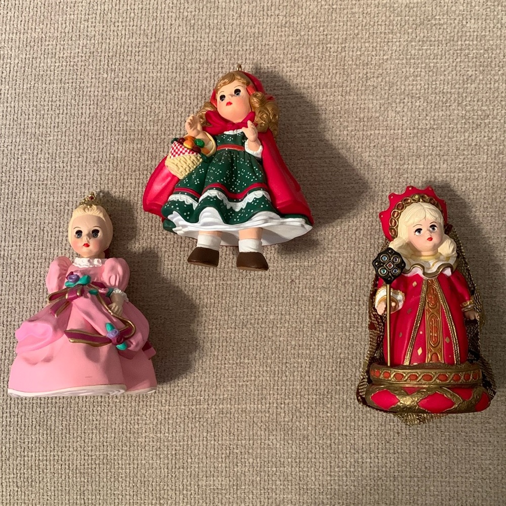 Set of 3 vintage Madame Alexander ornaments, Cinderella, Little Red & Red Queen